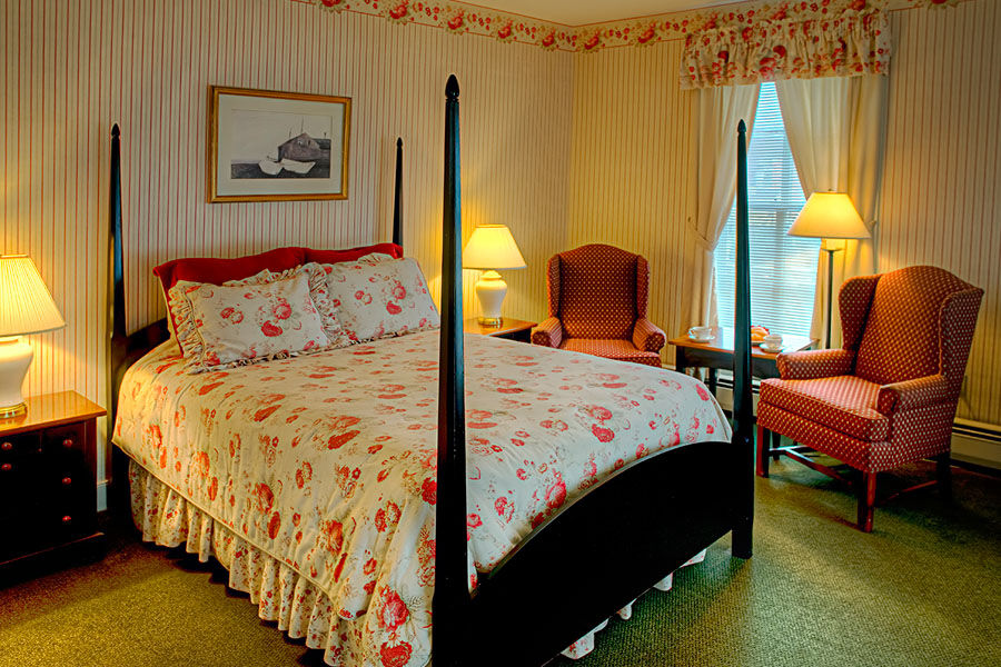 The Whaler'S Inn Mystic Bagian luar foto